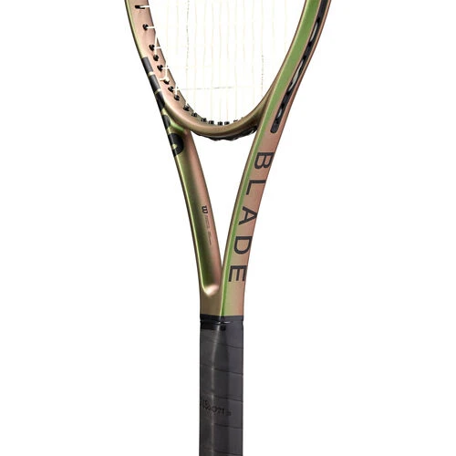 Wilson Blade 104 V8 Tour Racket 11 Wilson Blade 104 V8 Tour Racket - Image 9