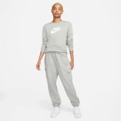 Nike Sportswear Club Flouncy MR Cargo Training Pants Women -Tennis Point Shop 56168000 15