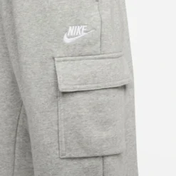 Nike Sportswear Club Flouncy MR Cargo Training Pants Women -Tennis Point Shop 56168000 17